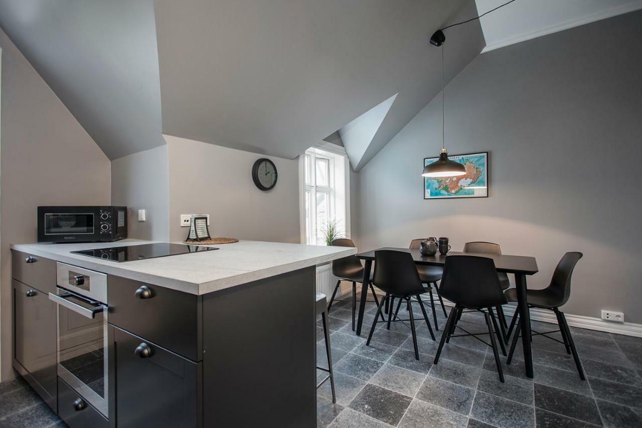 Chung cư 120 m² 2 phòng ngủ, 2 phòng tắm riêng ở Trung tâm thành phố Reykjavik Ngoại thất bức ảnh