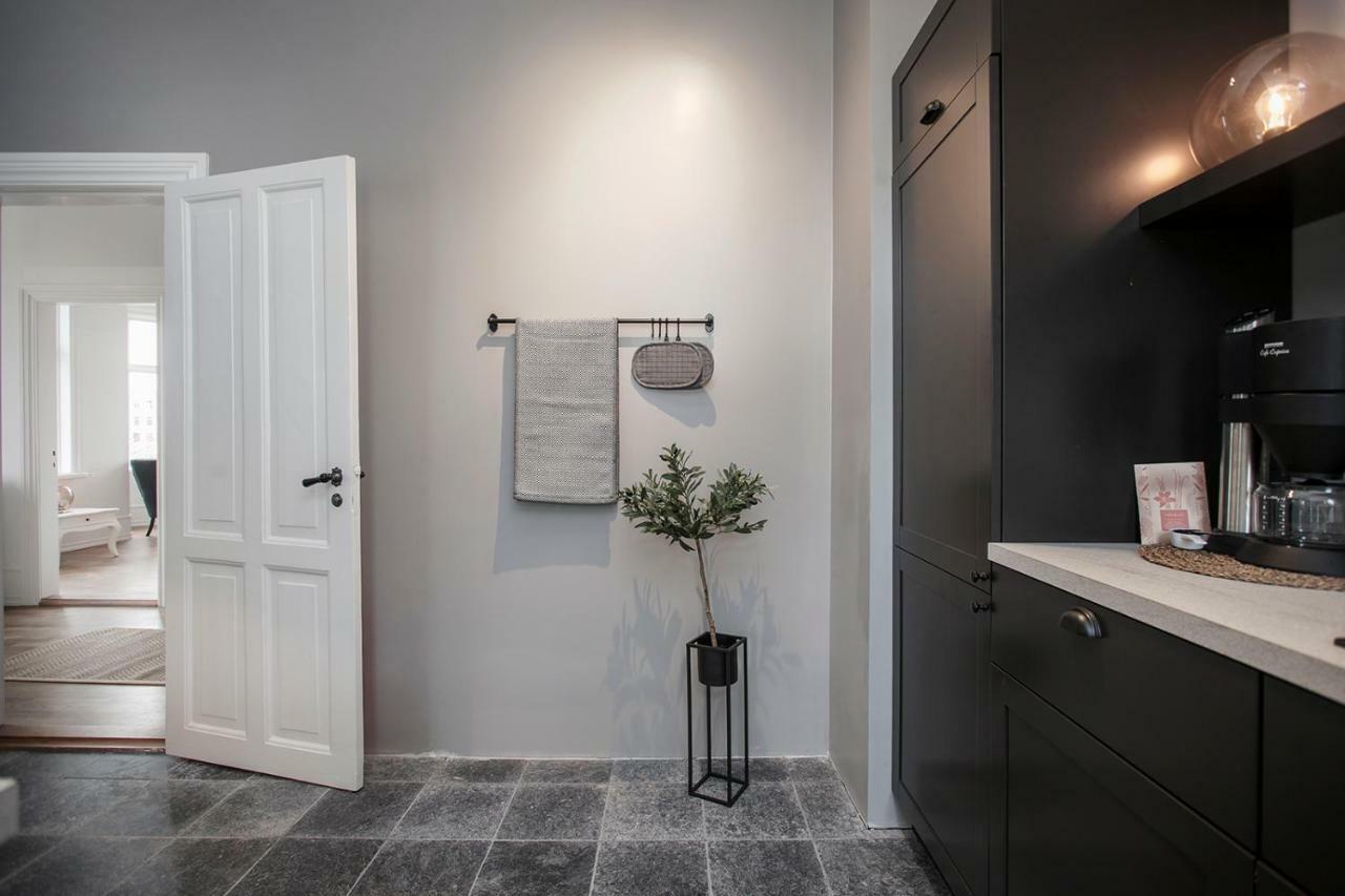 Chung cư 120 m² 2 phòng ngủ, 2 phòng tắm riêng ở Trung tâm thành phố Reykjavik Ngoại thất bức ảnh